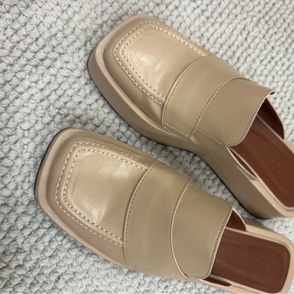 ALOHAS Cream Mules - Picture 3 of 6